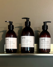 COURYARD BOTANICAL HAND WASH - 300ml
