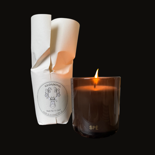 Evening-inspired candle with smoky floral notes – Gloaming by SPÈ Atelier. Made in Scotland
