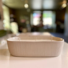 Isla Long White 900 ml 3 Wick Candle