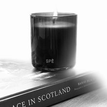 Dark, spiced candle in elegant smoky vessel – Dubh Noir by SPÈ Atelier.
